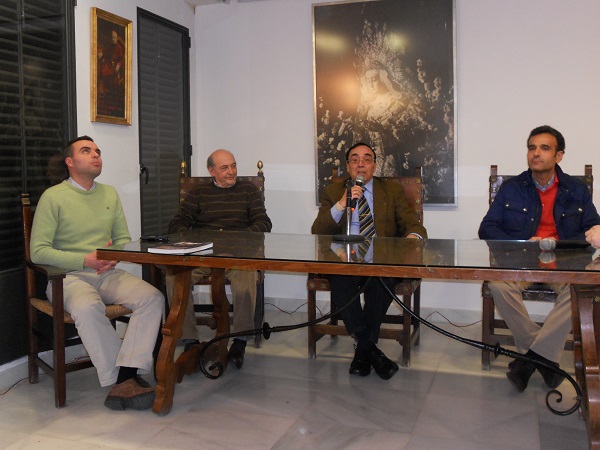 Mesa Redonda con proveedores de la Hermandad